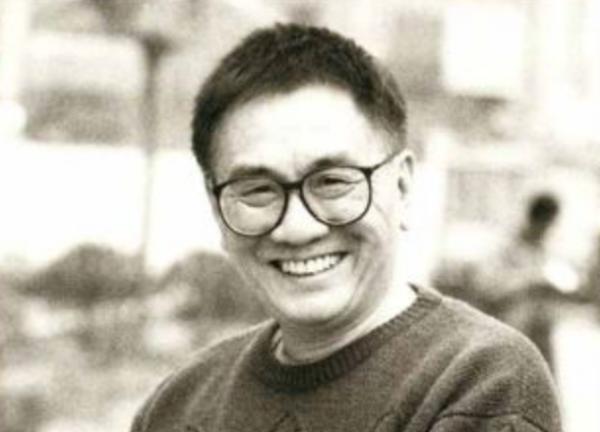 2004年黃霑去世:對成龍撒過尿,單挑過李小龍,還大罵劉德華3年 2004年黃霑去世:對成龍撒過尿,單挑過李小龍,還大罵劉德華3年