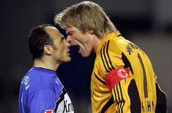 成為足壇惡人的充分但非必要條件