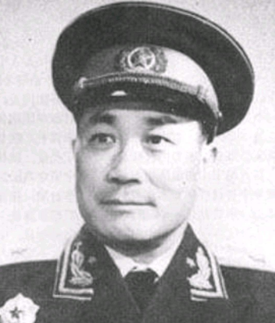 1962年印度入侵中國，尼赫魯揚言中國不敢打，毛澤東：掃了他