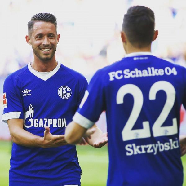 他綽號&OpenCurlyDoubleQuote;柴火哥&rdquo;，聯賽專殺拜仁，曾在德甲單季造29球