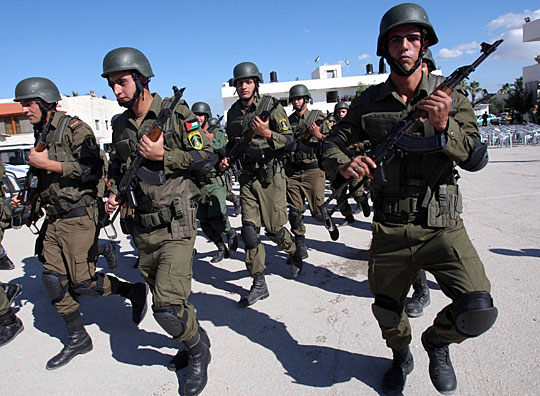 國中之國巴勒斯坦依靠什麼維持生存