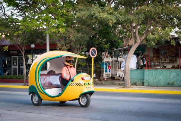 看稀奇!其他國家上班族的通勤方式:水上飛機?復古馬車? 看稀奇!其他國家上班族的通勤方式:水上飛機?復古馬車?