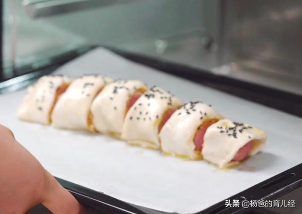 美味好吃的肉鬆火腿酥皮卷,鮮香營養,烹飪易上手,孩子特別喜歡 美味好吃的肉鬆火腿酥皮卷,鮮香營養,烹飪易上手,孩子特別喜歡