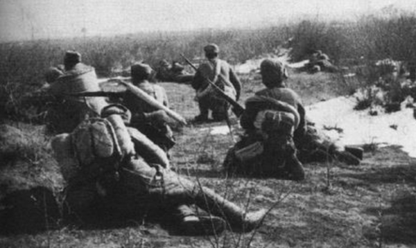 南朝鮮第7師躁動不安,被38軍包圍,中將軍團長告知:不會有援軍 南朝鮮第7師躁動不安,被38軍包圍,中將軍團長告知:不會有援軍