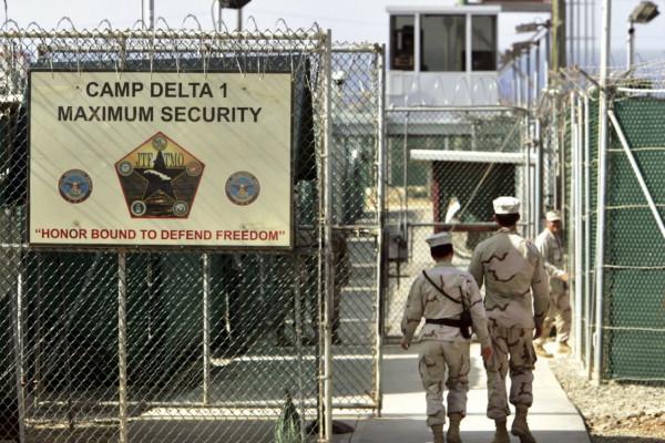 被囚關塔那摩14年，一位伊斯蘭大學生的自述：受盡世間所有酷刑