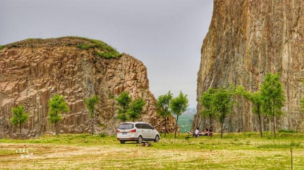 瀋陽發現一處絕佳宿營秘境，人少景美避風，這種地貌在瀋陽很少見