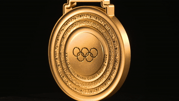 中國式浪漫，也藏在酒杯裡