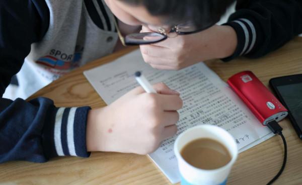 雙減後再添“新規”，高三複習時間被嚴格限制，學生家長著急了