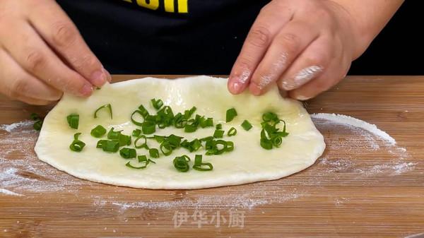 早餐別出去買了，教你簡單做家常餅，記住2個小技巧，好吃不硬