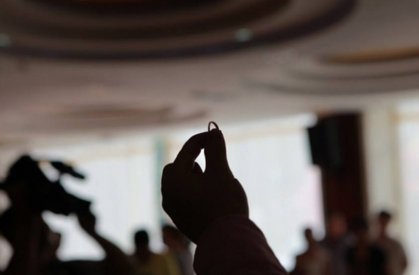 馬來西亞美女不顧父母勸阻,嫁給河北癱瘓小夥,8年過去怎麼樣了 馬來西亞美女不顧父母勸阻,嫁給河北癱瘓小夥,8年過去怎麼樣了