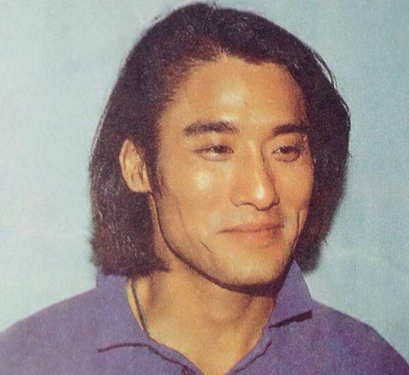 6位娶“醜妻”的男明星，個個都死心塌地，最長的相守38年