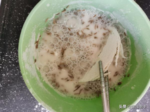 炸饅頭片，不要裹蛋液，分享個新方法，饅頭片更加酥脆還不油膩