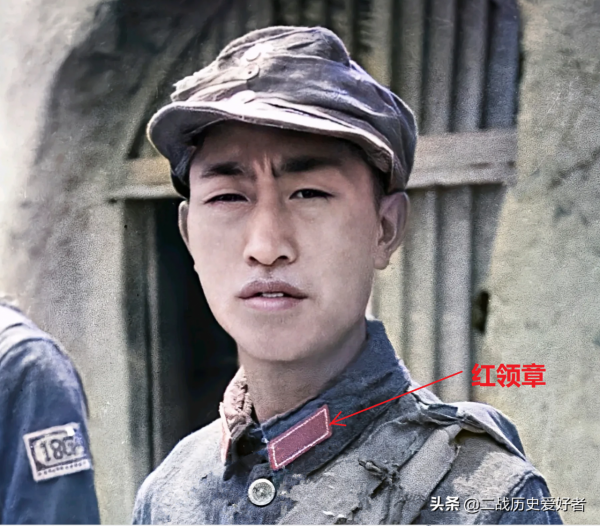 真實的八路軍步兵,用布條塞住槍口,防止沙子進入槍管 真實的八路軍步兵,用布條塞住槍口,防止沙子進入槍管
