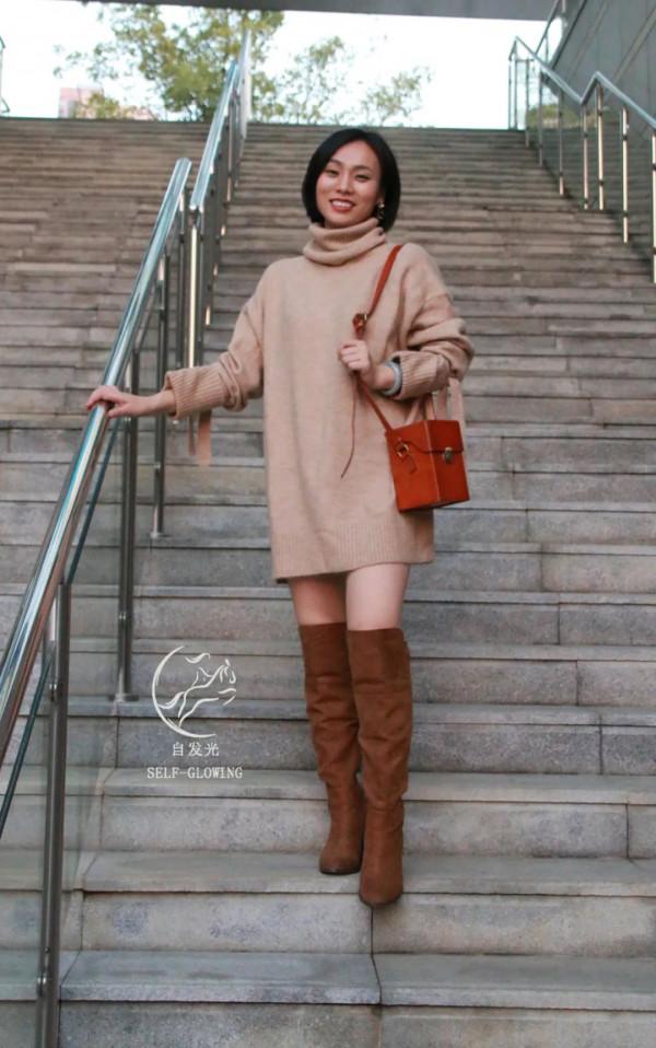 尹正造型雷人，留長髮戴耳環背女性包：我們真的迎來了穿衣自由嗎