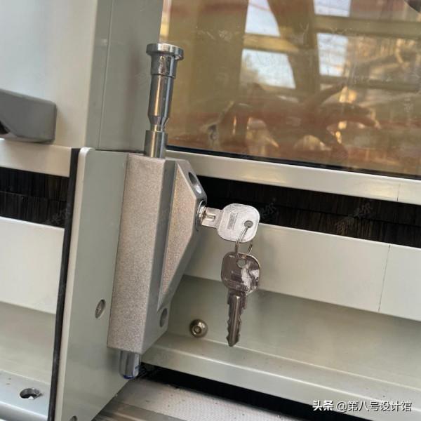 移動陽光房能防盜嗎？輕輕一推就開啟，如何做到緊密閉合還防盜的