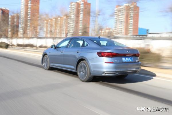雙重形象，配置升級，B級車熱門選手回來了？試駕新款帕薩特