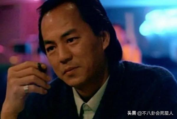 14位香港老牌男神,年輕時個個是大帥哥,40歲後顏值大跌 14位香港老牌男神,年輕時個個是大帥哥,40歲後顏值大跌