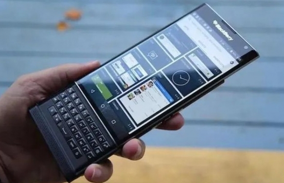 索尼官宣新品耳機 黑莓5G鍵盤手機被曝已經取消