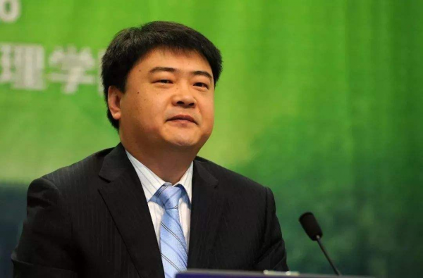 山東老闆徐茂棟,曾靠民企收購國企,坑6萬股東78億後逃往美國 山東老闆徐茂棟,曾靠民企收購國企,坑6萬股東78億後逃往美國