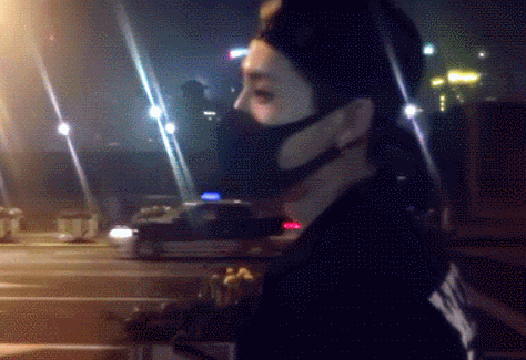 為什麼戴上口罩後就變得好看了？