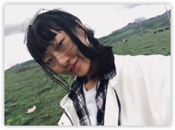 品牌模特回應辱華爭議，質問小眼睛不配做中國人？雎曉雯慘遭波及