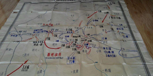 陳官莊全軍覆沒，杜聿明被俘後吐槽：邱瘋子害了我