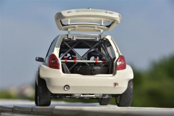 斯柯達晶銳Super2000拉力賽車模近距離賞析 斯柯達晶銳Super2000拉力賽車模近距離賞析