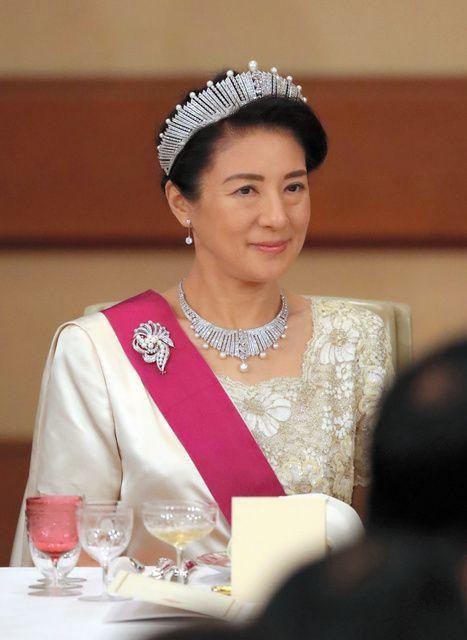 日本百年王冠文化,是精緻的成人賀禮,展現皇室公主的尊貴地位 日本百年王冠文化,是精緻的成人賀禮,展現皇室公主的尊貴地位