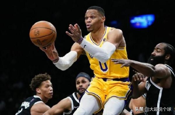 連續18場25&plus;！老詹33&plus;7&plus;6&plus;里程碑太猛了，哈登單核33&plus;12&plus;11打不過