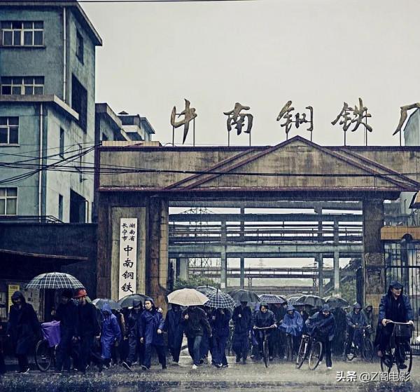 深度解析《暴雪將至》，從細節裡看餘國偉到底有沒有精神分裂？