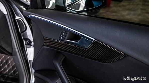 奧迪A4改裝碳纖維內飾+副駕駛液晶+氛圍燈+RS4前包圍