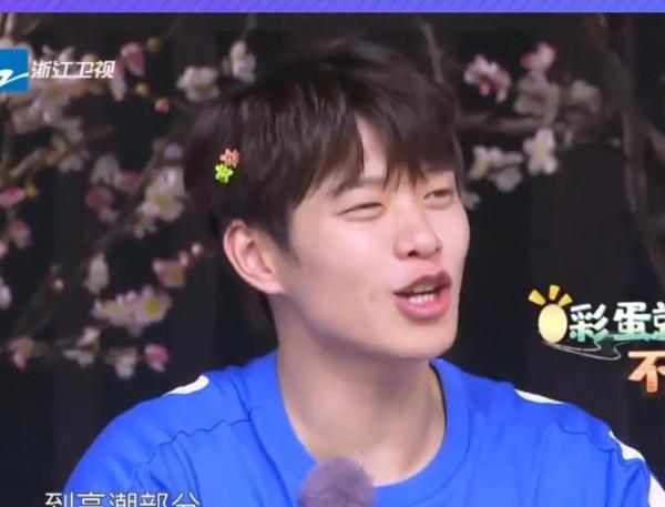 範丞丞 咆哮式傳詞笑翻