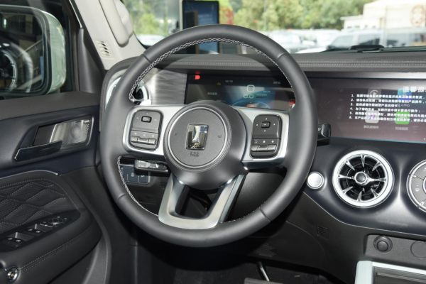 對標坦克300？造型比較復古，捷途全新硬派SUV設計草圖曝光