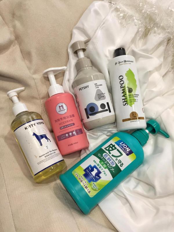 我和狗子都emo了！這麼多沐浴露咋選？