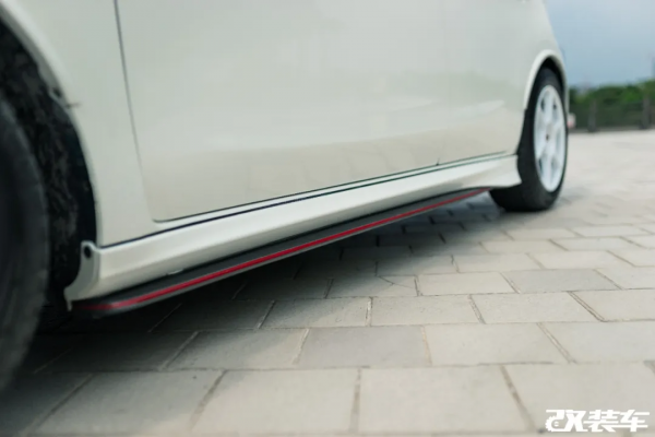 全國僅此一輛戰神GT-R的小表弟，沒想到nismo還有買菜功能