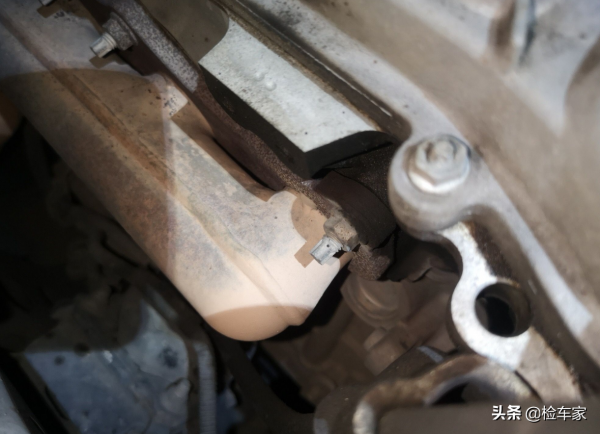 開了30多萬公里的豐田普拉多還能賣20萬！它還能不能戰？