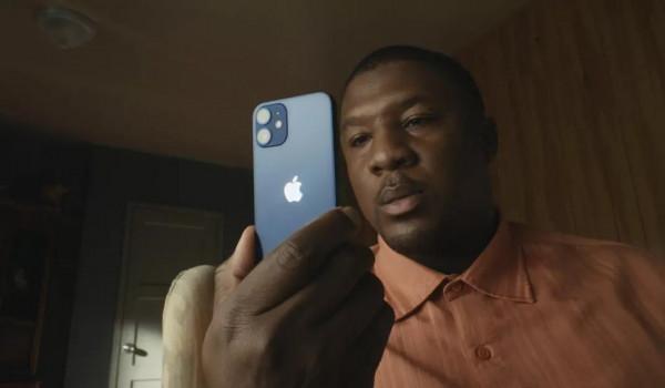 沒有充電器的iPhone又被告了 沒有充電器的iPhone又被告了