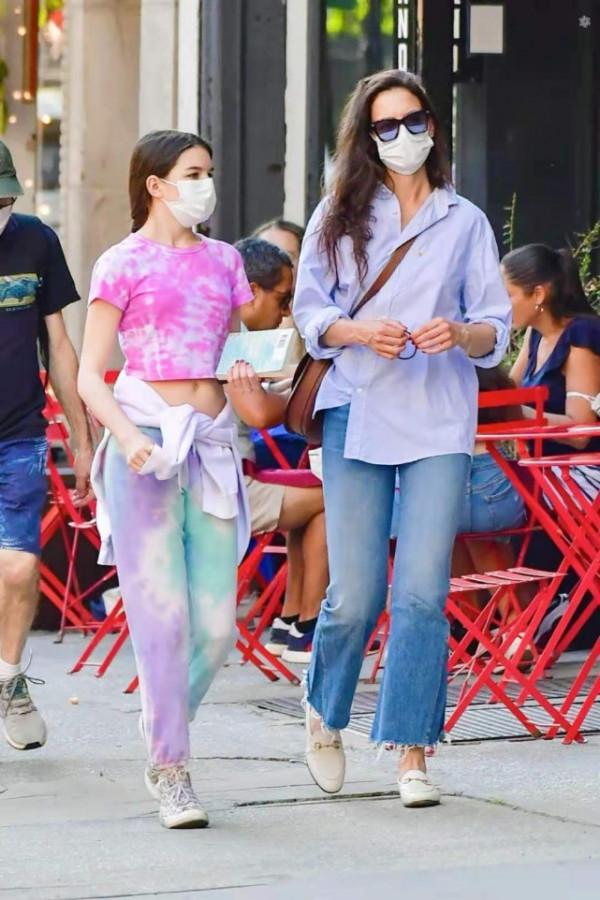 阿湯哥26歲大兒子出街!身材魁梧撞臉小李子,和老爸一樣發福嚴重 阿湯哥26歲大兒子出街!身材魁梧撞臉小李子,和老爸一樣發福嚴重