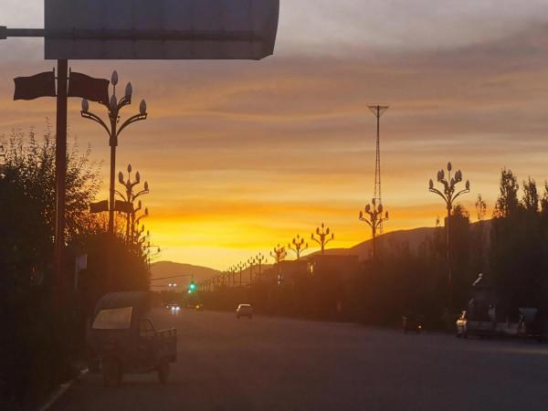 西藏日常拍的夕陽 西藏日常拍的夕陽
