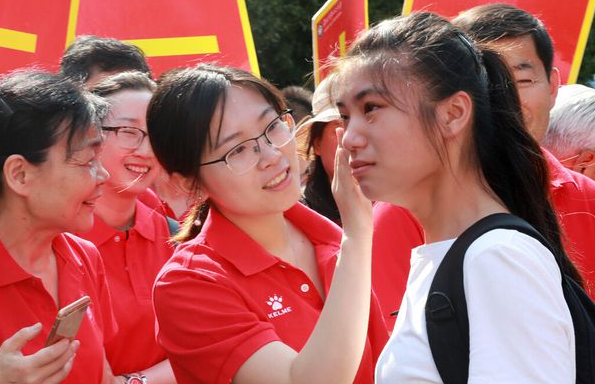 初三學生將迎來壞訊息,中考成績若低於500分,可能被分流到技校 初三學生將迎來壞訊息,中考成績若低於500分,可能被分流到技校