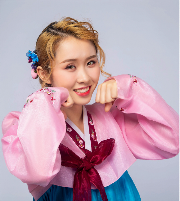 韓服穿著有講究，這樣的妝容搭配韓服更好看