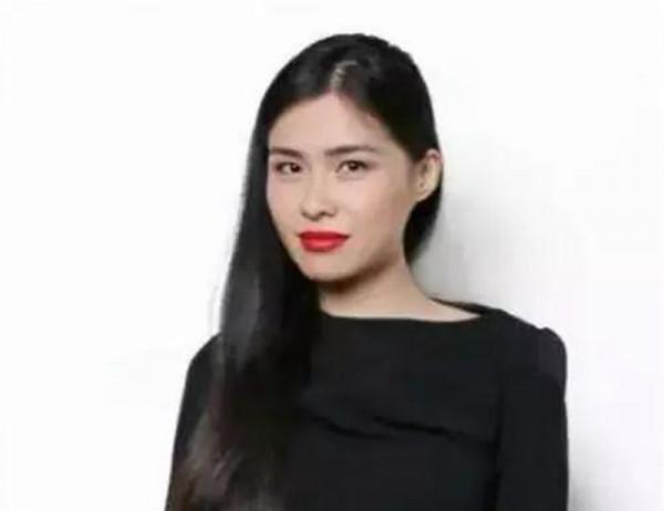 中國女孩嫁入比利時王室，成首位中國籍王妃，11年過去她生活怎樣