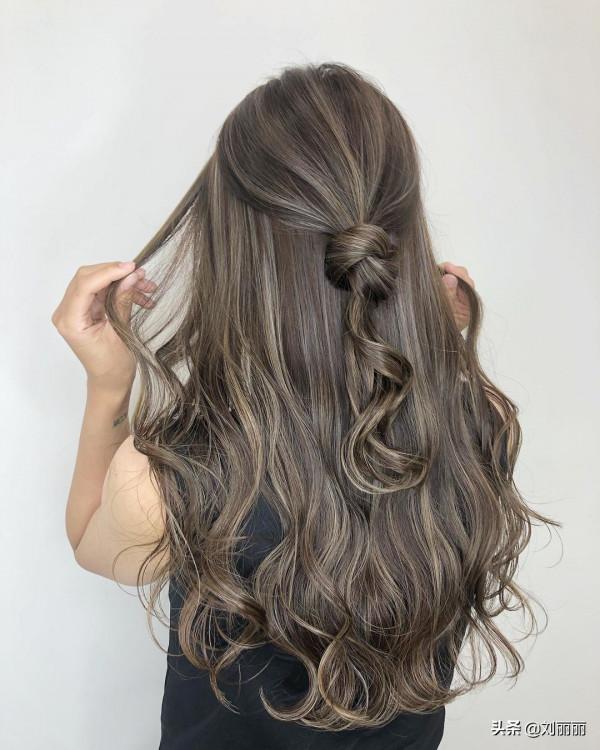 選髮型難嗎?蓬鬆立體時尚瘦臉就夠了,就像這18款 選髮型難嗎?蓬鬆立體時尚瘦臉就夠了,就像這18款