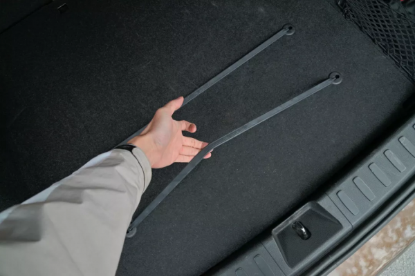 內飾很新，底盤煥新，9&period;58萬入二手進口寶馬X1