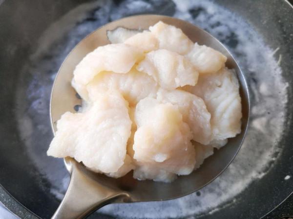 金湯藤椒魚片：鮮香嫩滑，酸辣爽口，家庭版快手菜