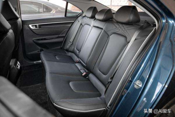 純電動合資中型家轎，低價長續航520KM，空間滿足家用,名圖新能源