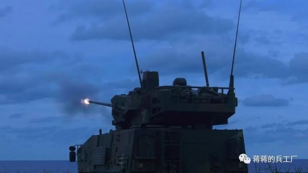 粗暴拼接的防空胖頭魚，韓國KW2輪式自行高炮服役