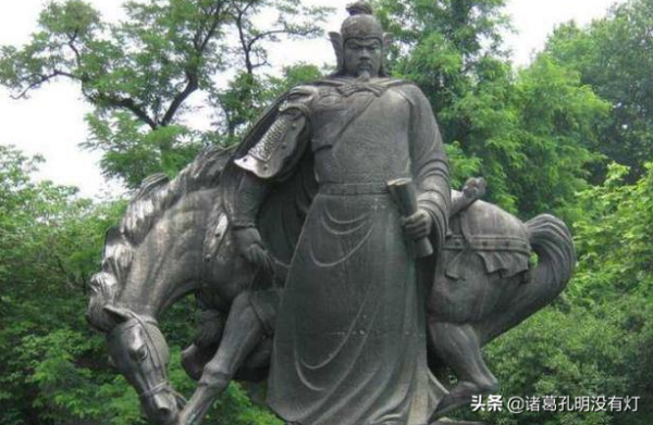 蘇軾、辛棄疾、岳飛和毛主席的詞作，誰更勝一籌，柳亞子這麼評論