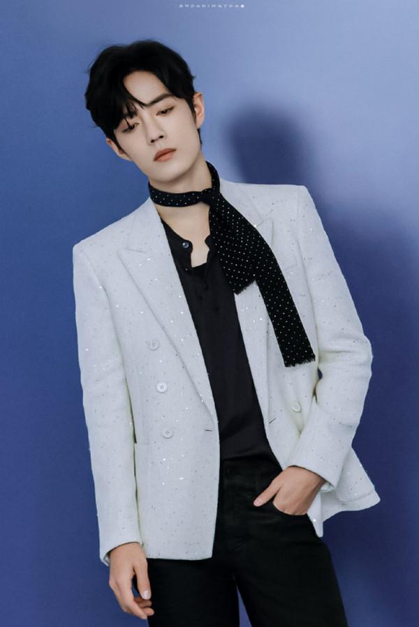 #肖戰#東方衛視跨年夜《神奇》舞臺,美圖合集共19張,喜歡自取 #肖戰#東方衛視跨年夜《神奇》舞臺,美圖合集共19張,喜歡自取