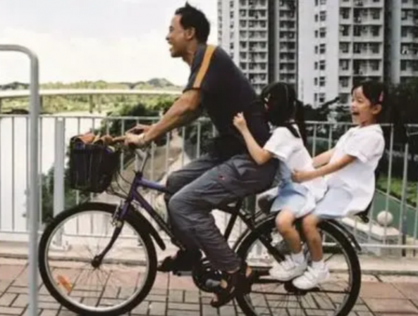 2004年，一香港男子靠救助金度日，妻子要求外出工作，卻慘遭殺害